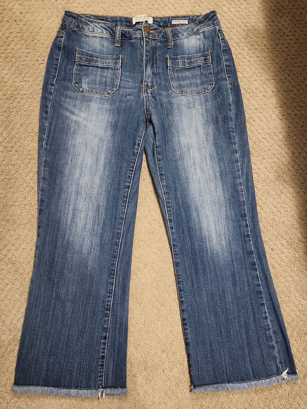 Judy Blue Faded Cropped Flare Wide-Leg Jeans. 11/30